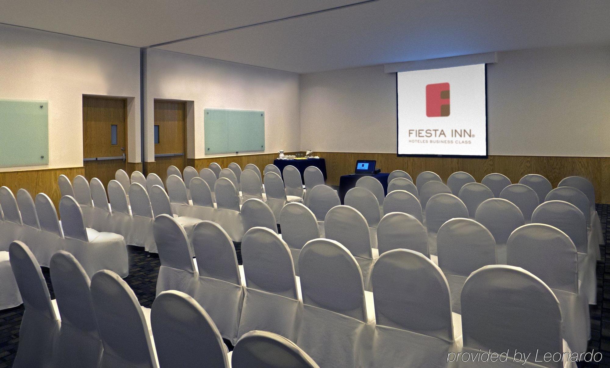Fiesta Inn Леон Бизнес фото